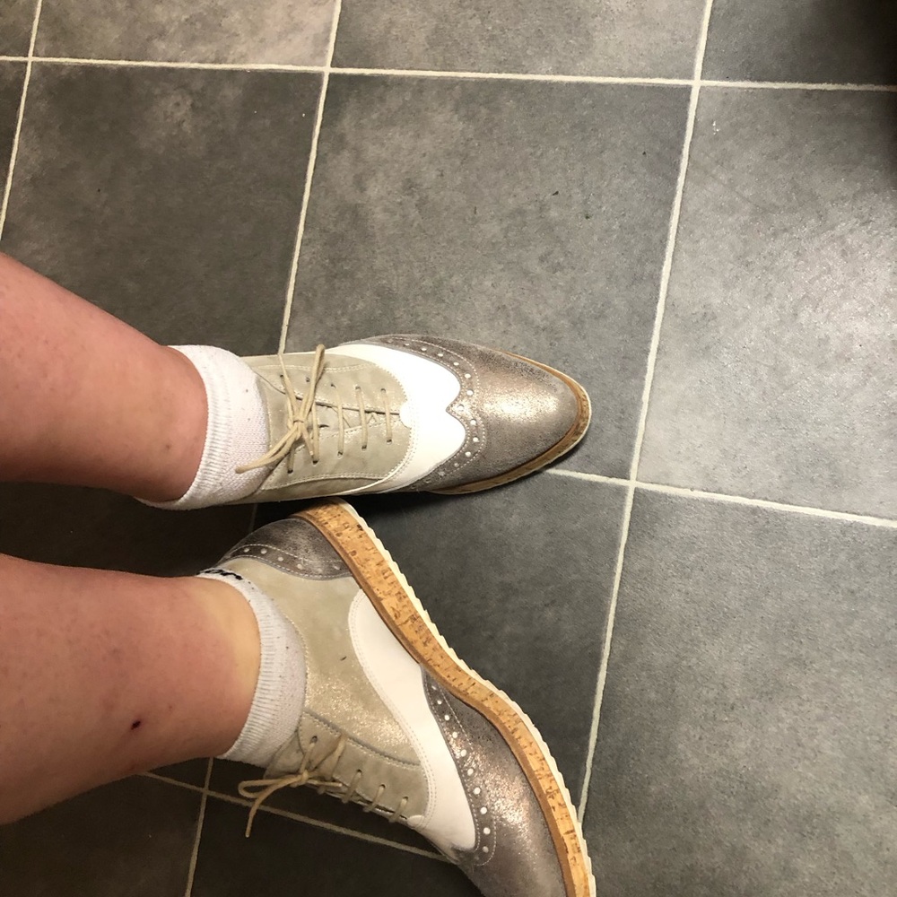 Paul Green Silver White Flats Sophisticated Design